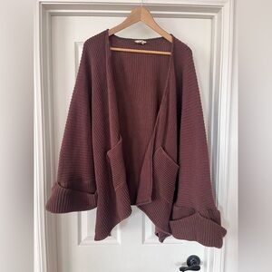 Gardenbelle Lolo 100% organic cotton sweater chocolate brown